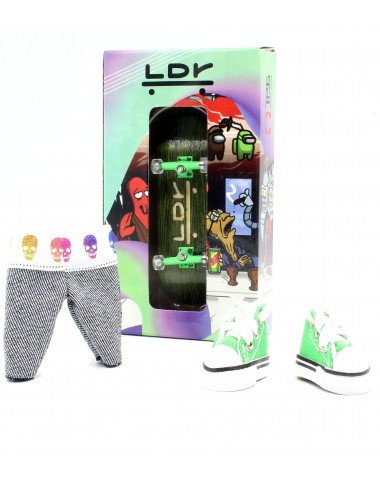 Фингерборд П10 Wide LDR 32мм зеленый + кеды + шорты