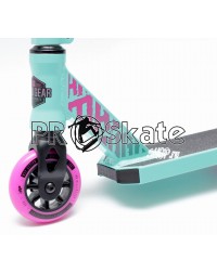 Трюковый самокат Madd Gear (MGP) Kick Rascal (2019) (изумрудно-розовый)