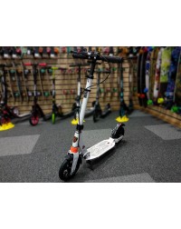Самокат Urban Scooter с дисковым тормозом белый