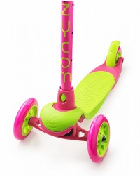 Трехколесный самокат Zycom Zing Mini с легко вынимаемой ручкой (зелено-розовый) Трехколесный самокат Zycom Zing Mini с легко вынимаемой ручкой (зелено-розовый)