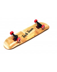 Cкейтборд в сборе Vulcan 31"х8" красный Cкейтборд в сборе Vulcan 31"х8" красный