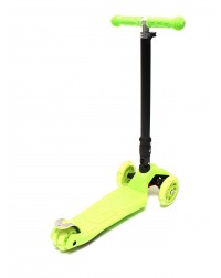 Самокат Triumf maxi flash plus салатовый Самокат Triumf maxi flash plus салатовый