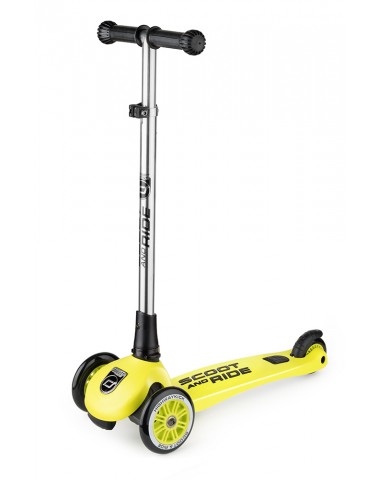 Австрийские безопасные самокаты Scoot&Ride HighwayKick 3 Light (лайм) трехколесный / кикборд Австрийские безопасные самокаты Scoot&Ride HighwayKick 3 Light (лайм) трехколесный / кикборд