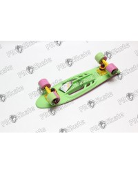 Миникруизер Shark 22"6" Abec 7 chrome green Миникруизер Shark 22"6" Abec 7 chrome green