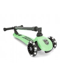 Складной трехколесный самокат со светящимися колесами Scoot&Ride Highway Kick 3 LED (киви)